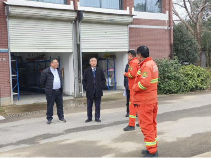 市林业局明冠雷局长开展舜耕山生态保护与发展调研工作